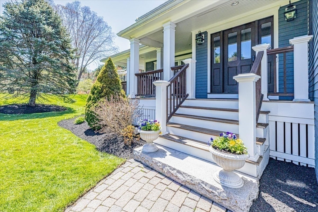 58 Cedar Street Walpole, MA 02081 - Photo 4 of 38