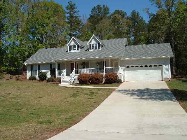 247 Windtree Road Greenwood, SC 29649 - Photo 1 of 1 Main View