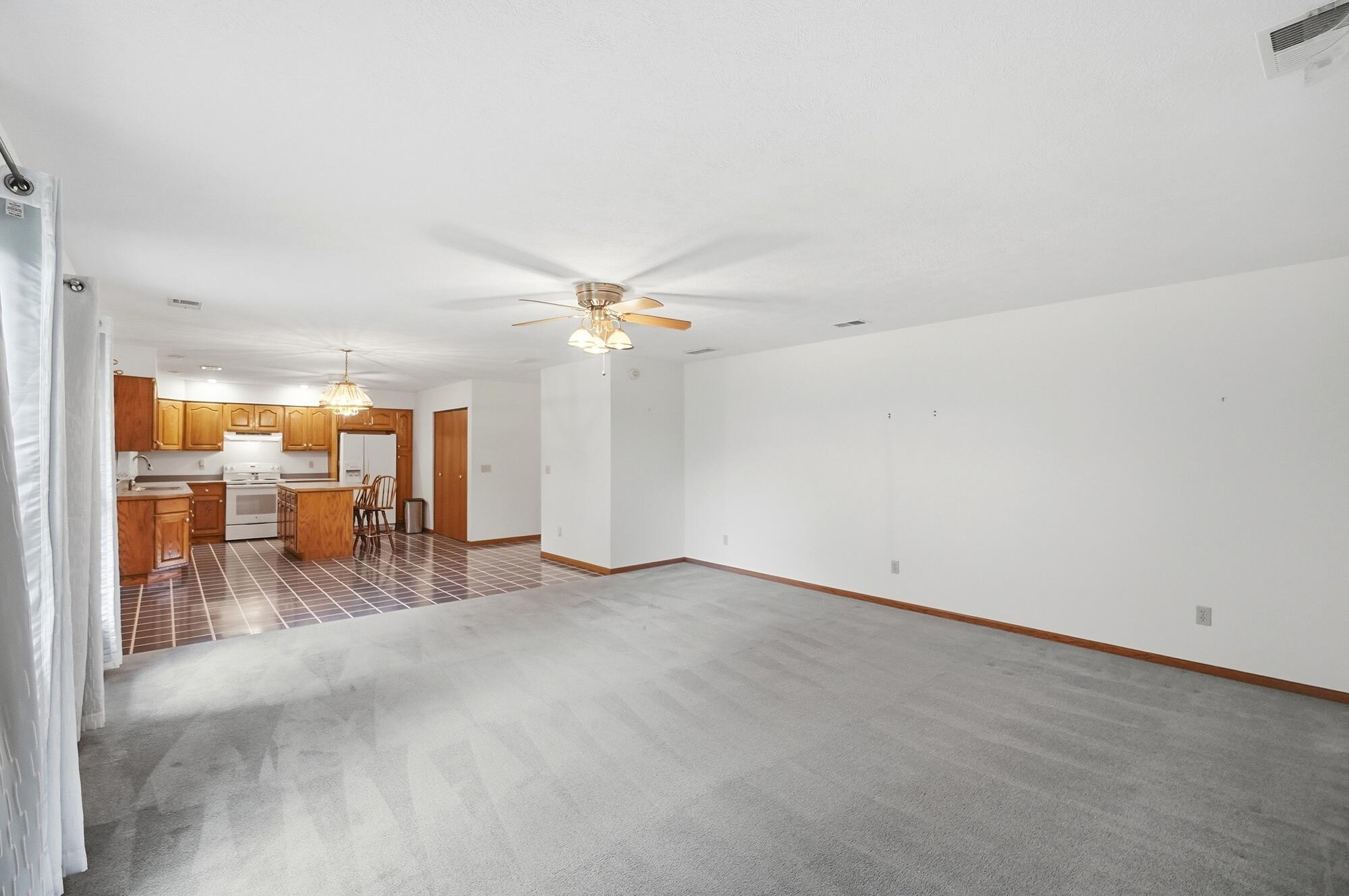 4045 Dialton Road Springfield, OH 45502 - Photo 33 of 60 033