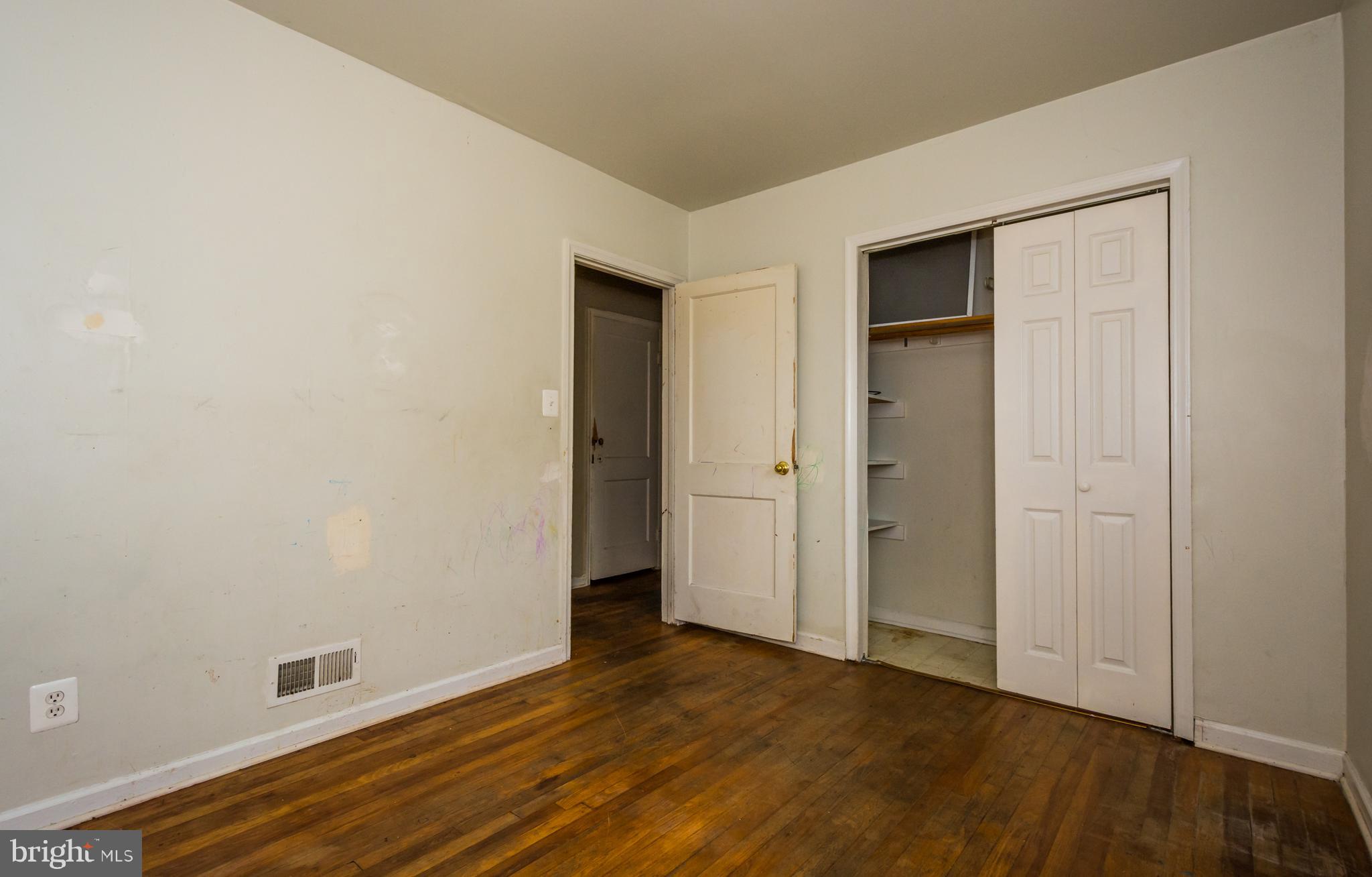 2609 Plainfield Road Dundalk, MD 21222 - Photo 18 of 34 Bedroom