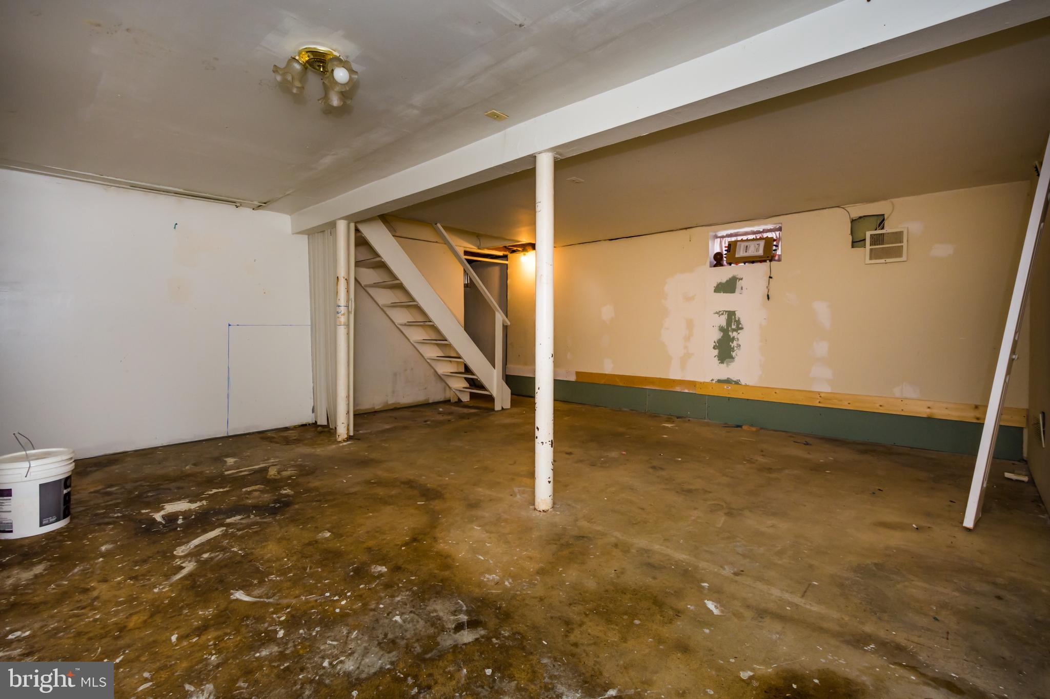 2609 Plainfield Road Dundalk, MD 21222 - Photo 27 of 34 Basement