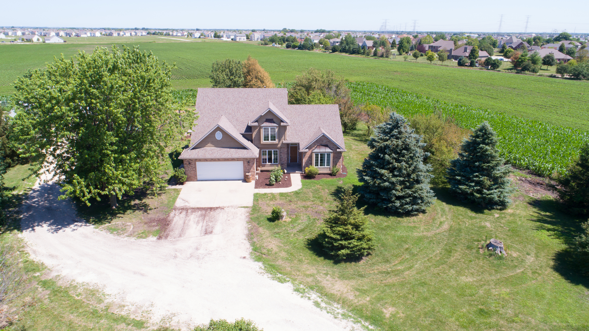 25864 West Black Road Shorewood, IL 60404 - Photo 2 of 27