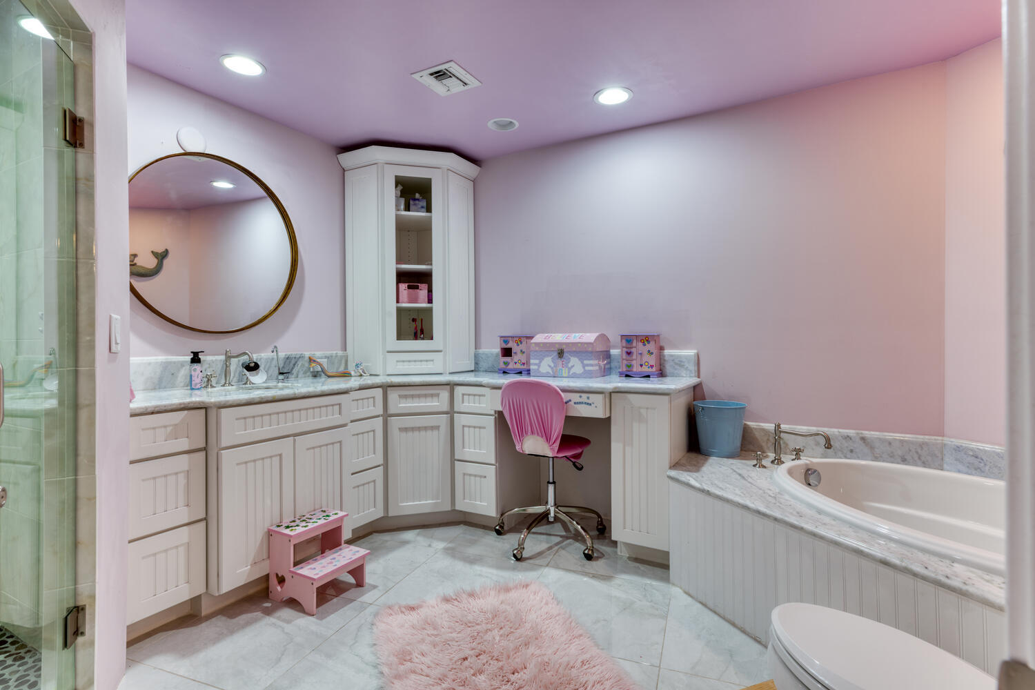 648 Riverside Road North Palm Beach, FL 33408 - Photo 20 of 63 GUEST BATH