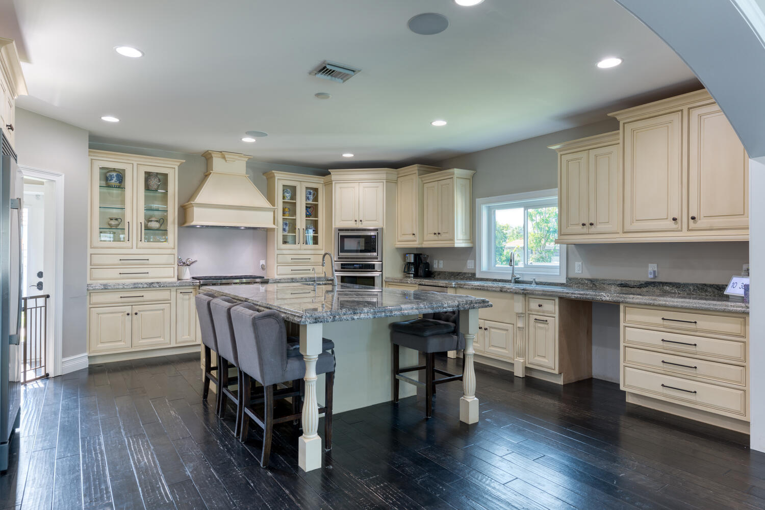 648 Riverside Road North Palm Beach, FL 33408 - Photo 8 of 63 KITCHEN