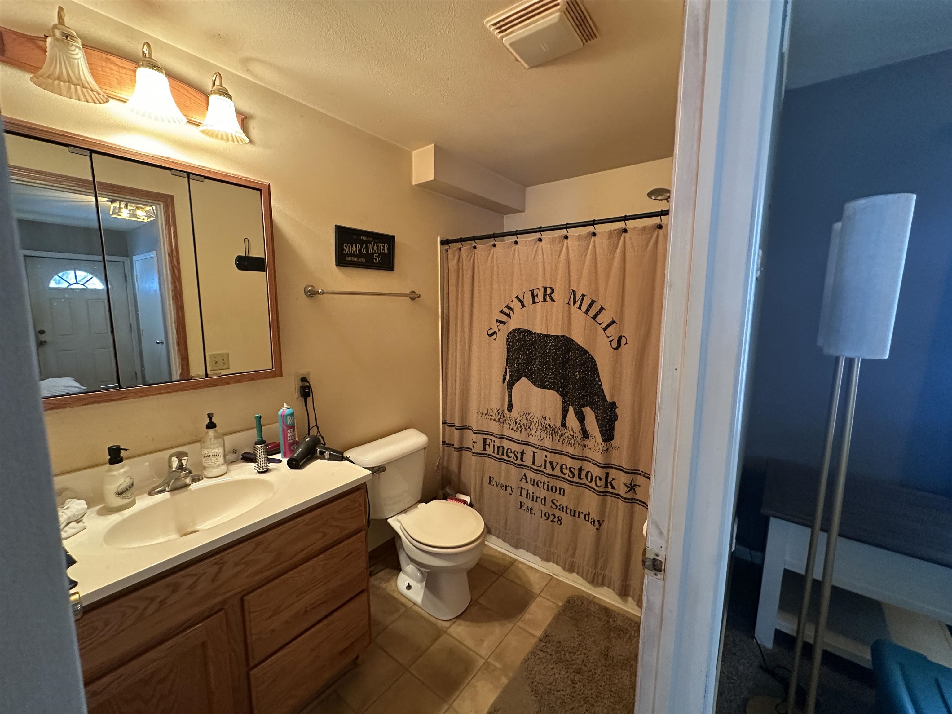 328 Vernon Avenue Beloit, WI 53511 - Photo 23 of 39