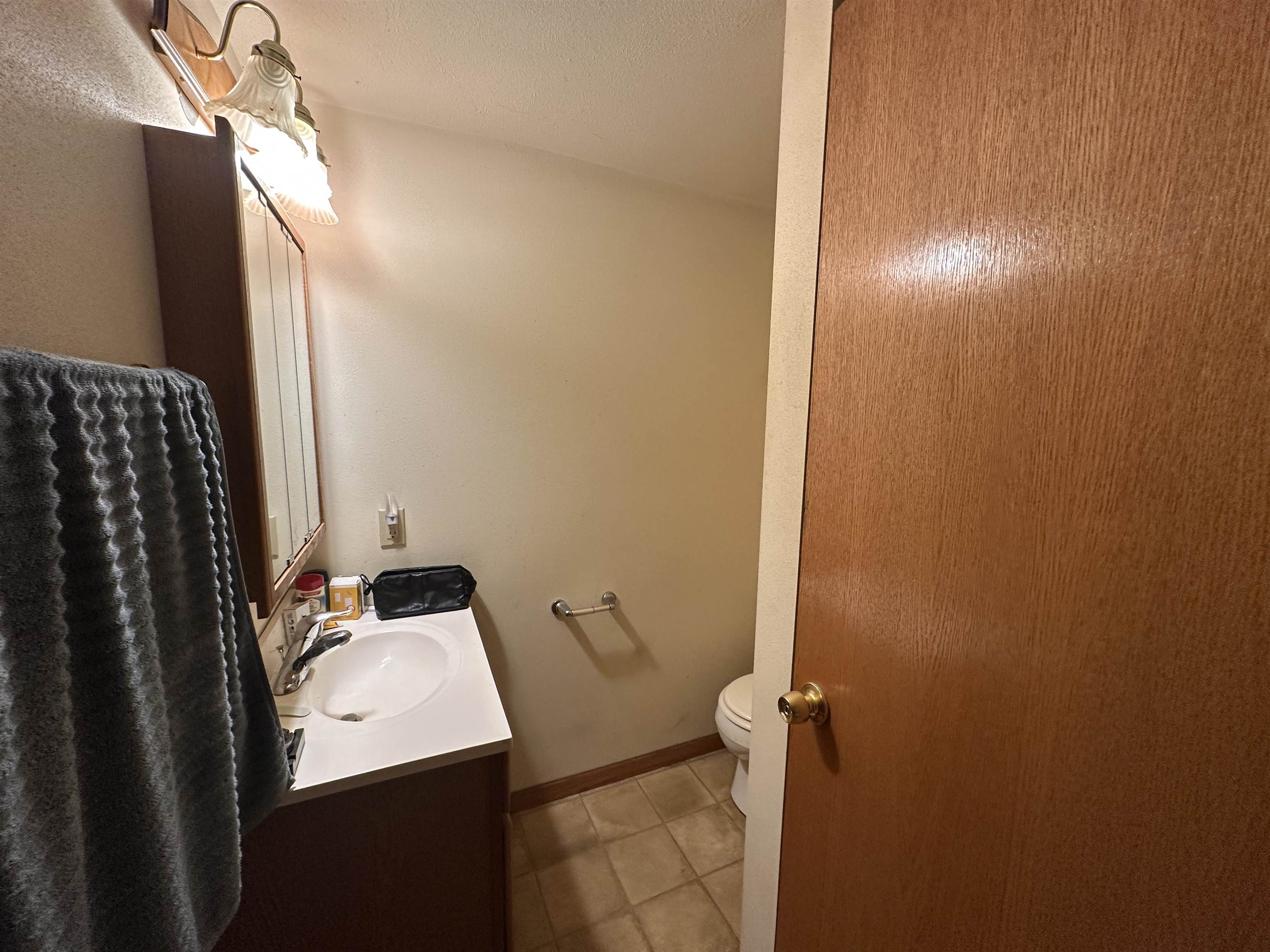 328 Vernon Avenue Beloit, WI 53511 - Photo 28 of 39