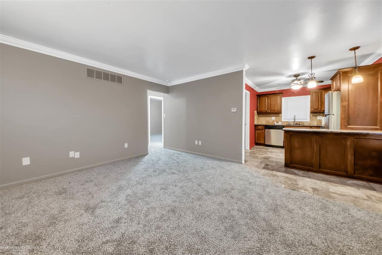 322 East Thirteen Mile Road Royal Oak, MI 48073 - Photo 5 of 16