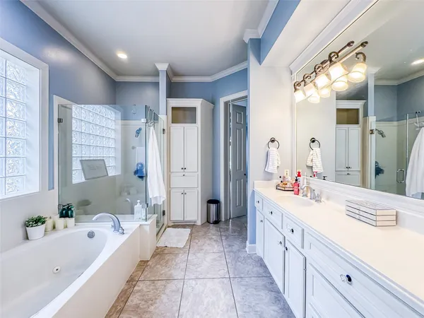 $5,400 | 38 East Thymewood Place, The Woodlands, TX 77382