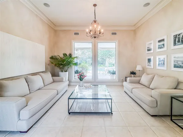 $5,400 | 38 East Thymewood Place, The Woodlands, TX 77382