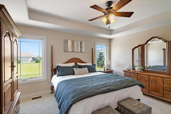 $432,000 | 10671 Arbor Lane, St. John, IN 46373