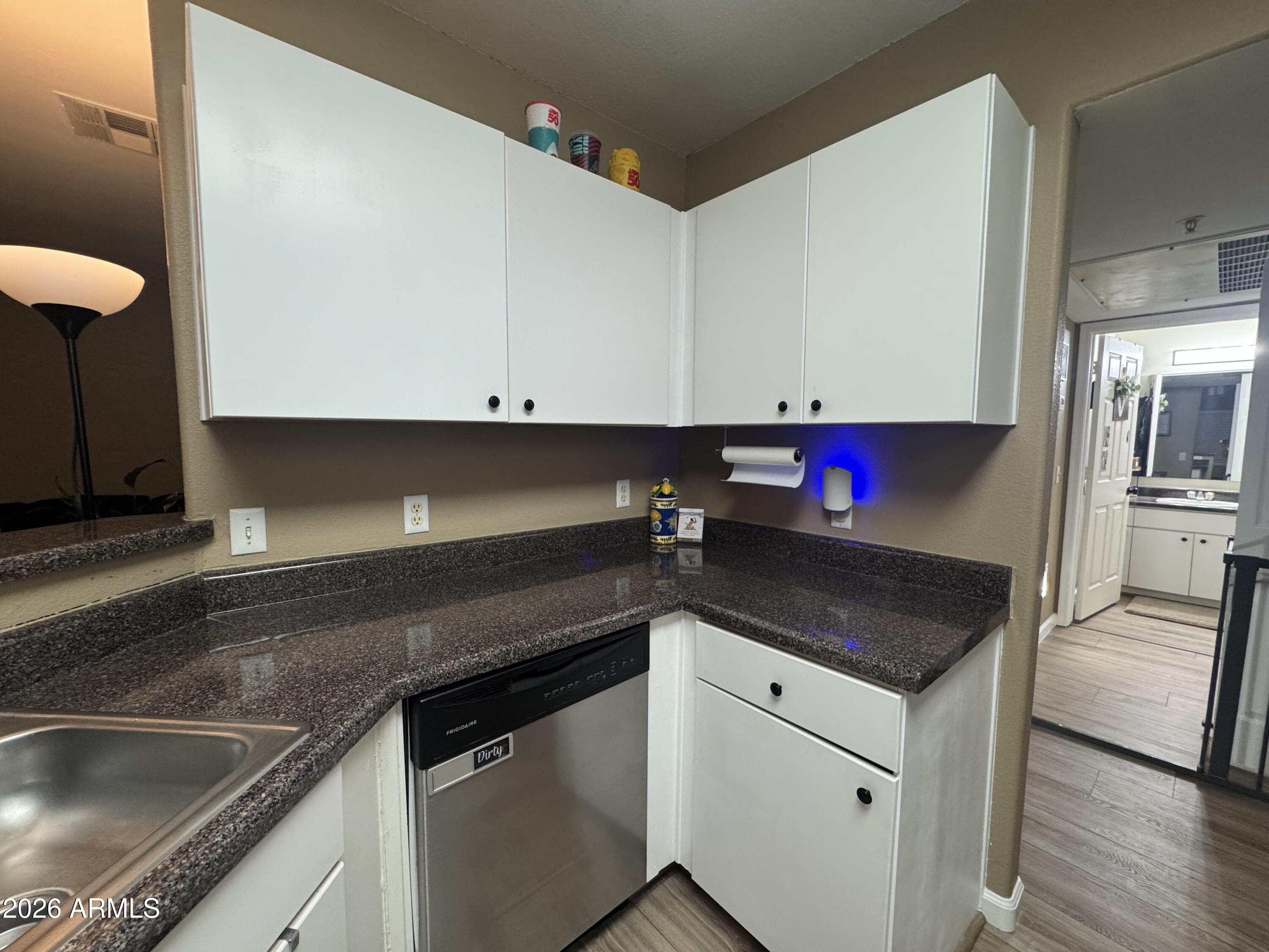 1295 North Ash Street, Unit 421 Gilbert, AZ 85233 - Photo 11 of 25 IMG_5974