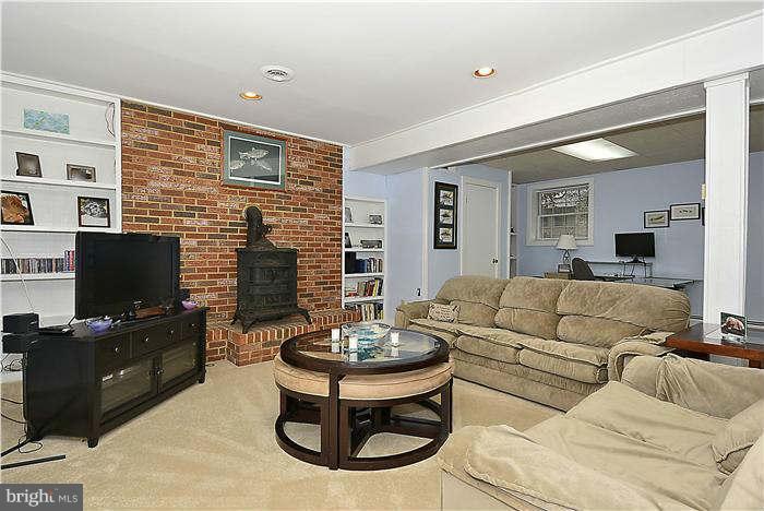 734 Rosedale Street Annapolis, MD 21401 - Photo 21 of 29 Family Room