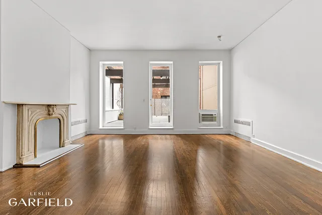 $13,500 | 121 East 61st Street, Unit UPPR TRPLX | Lenox Hill