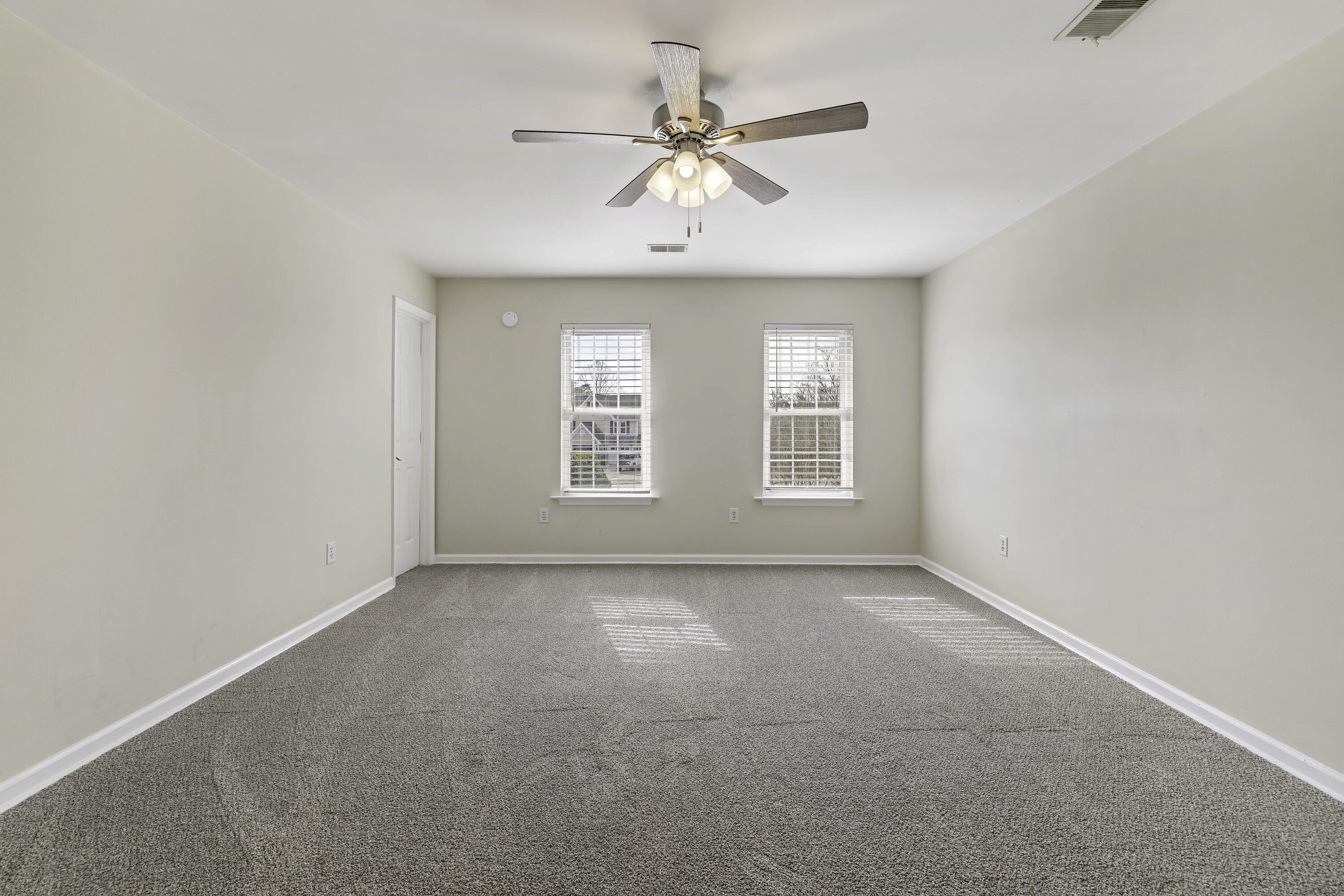 1536 Vantage Point Mount Pleasant, SC 29464 - Photo 9 of 18 PRIMARY BEDROOM