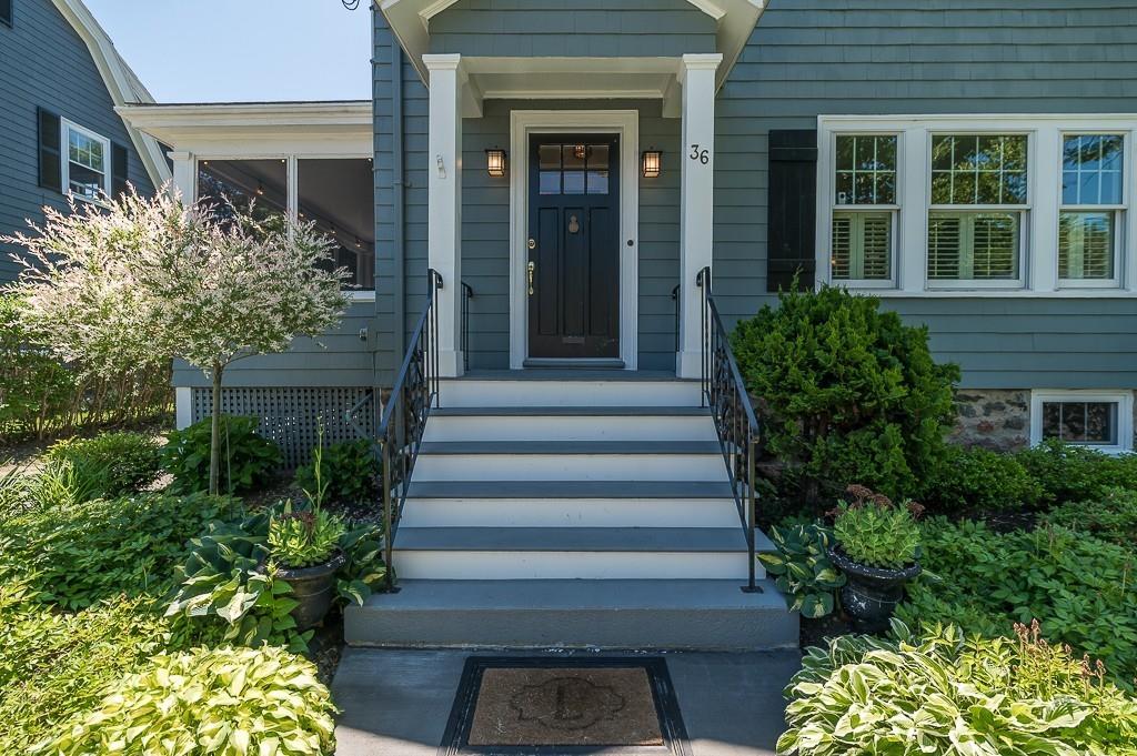 36 Nason Road Swampscott, MA 01907 - Photo 3 of 42 Gallery Image 3