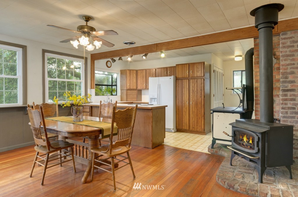 8591 Northeast Eglon Road Kingston, WA 98346 - Photo 5 of 21 Gallery Image 5