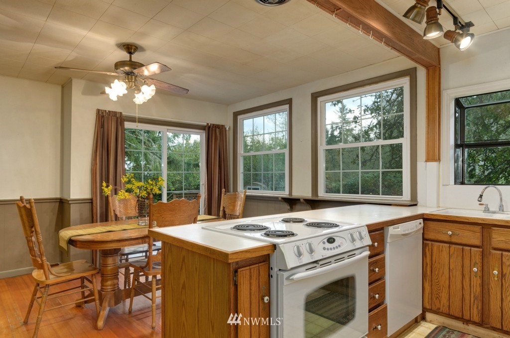 8591 Northeast Eglon Road Kingston, WA 98346 - Photo 6 of 21 Gallery Image 6