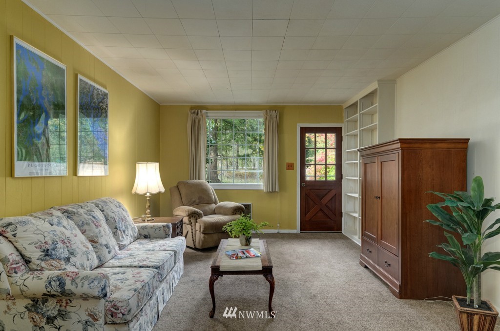 8591 Northeast Eglon Road Kingston, WA 98346 - Photo 8 of 21 Gallery Image 8