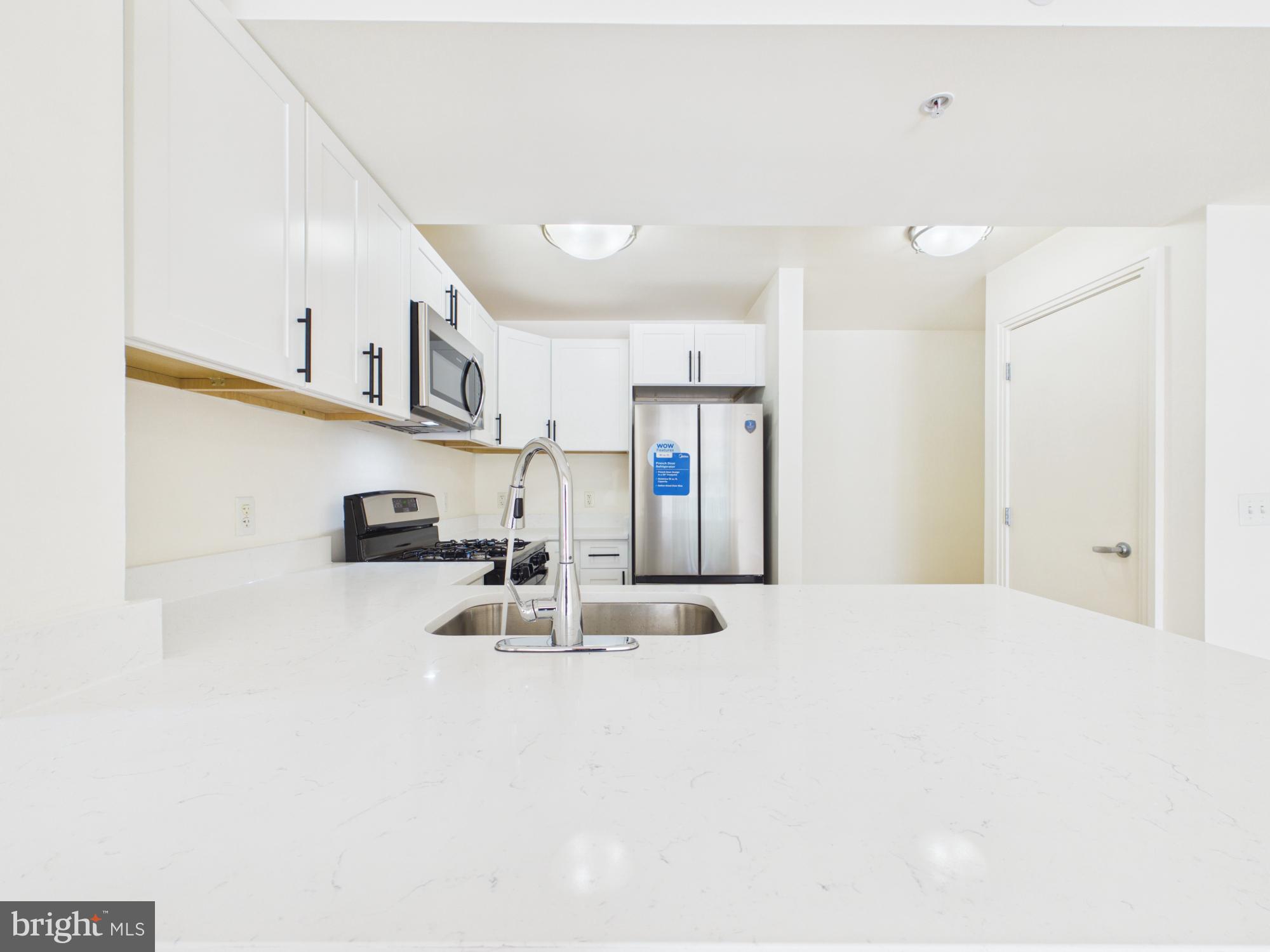 800 4th Street Southwest, Unit N701 Washington, DC 20024 - Photo 14 of 47