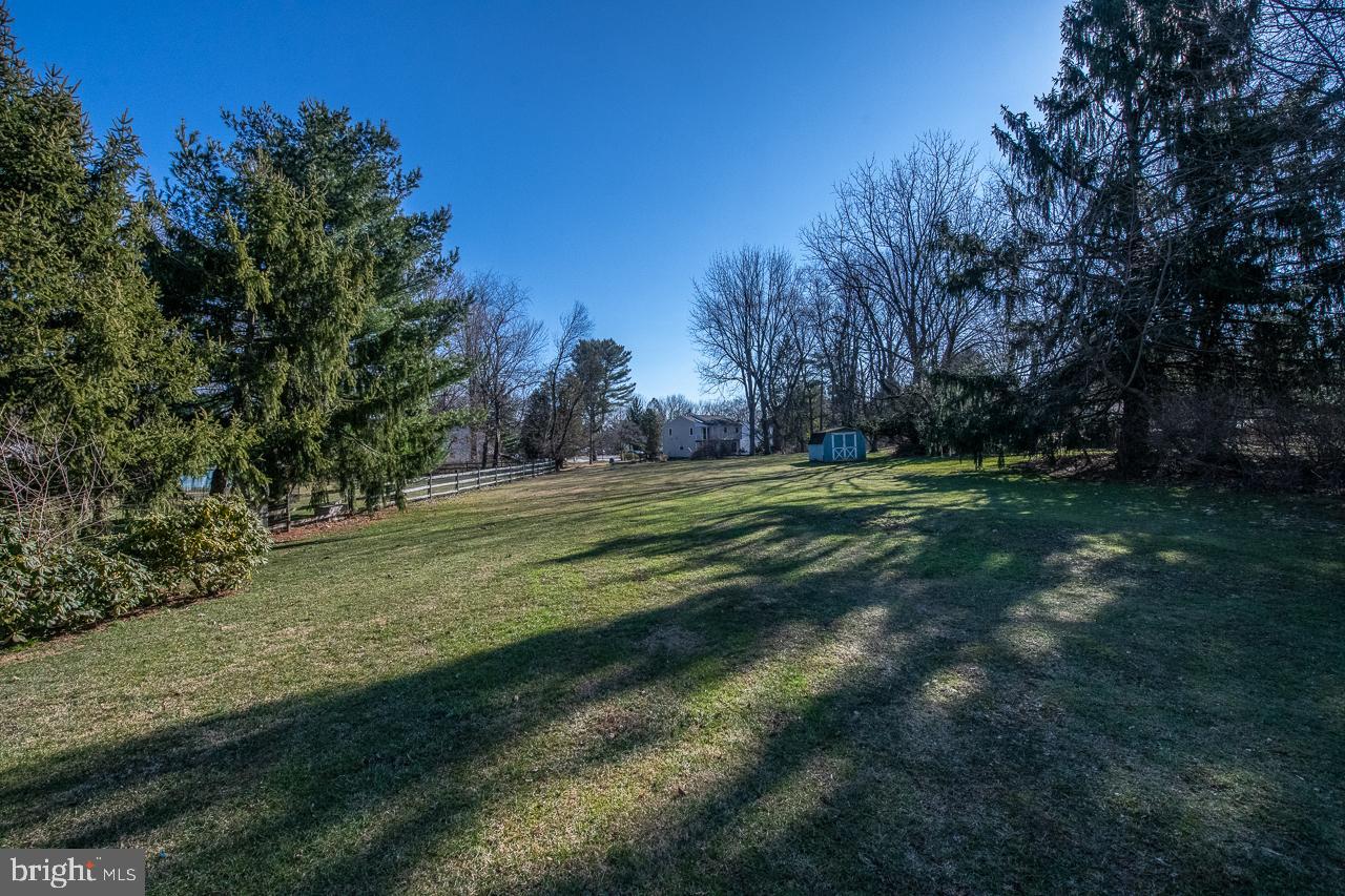6 Pine Road Malvern, PA 19355 - Photo 4 of 33 Your large backyard