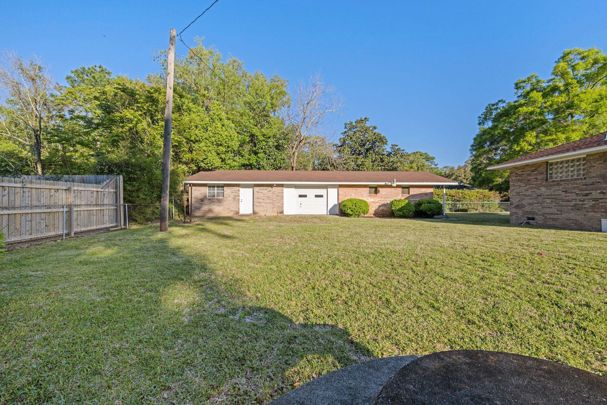 376 Ridgewood Circle Fairhope, AL 36532 - Photo 5 of 31