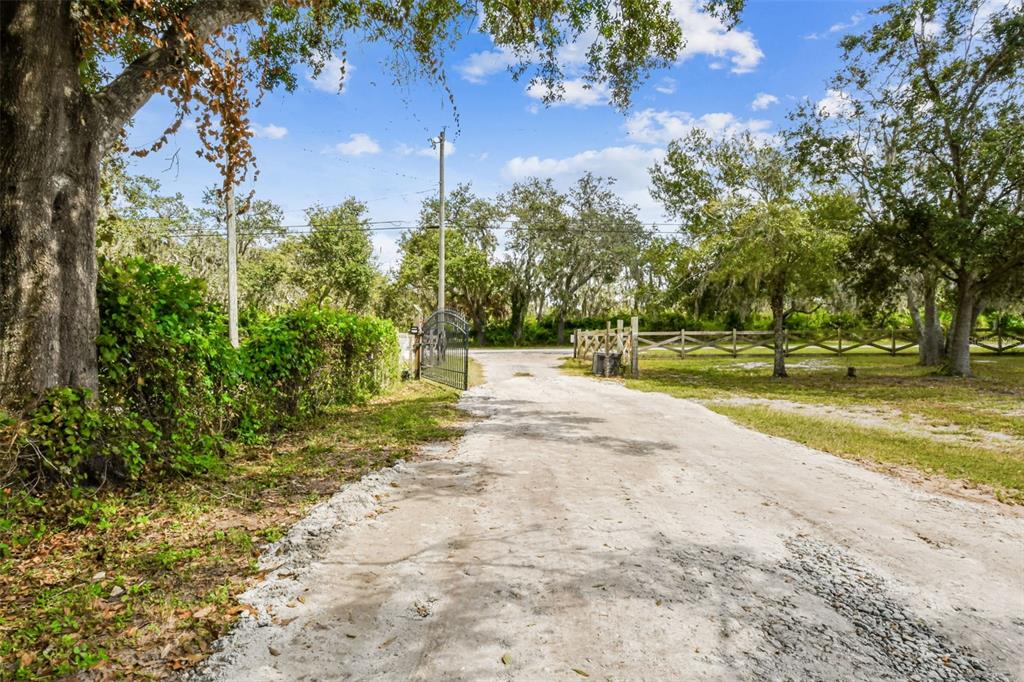 15019 Carlton Lake Road Wimauma, FL 33598 - Photo 43 of 89