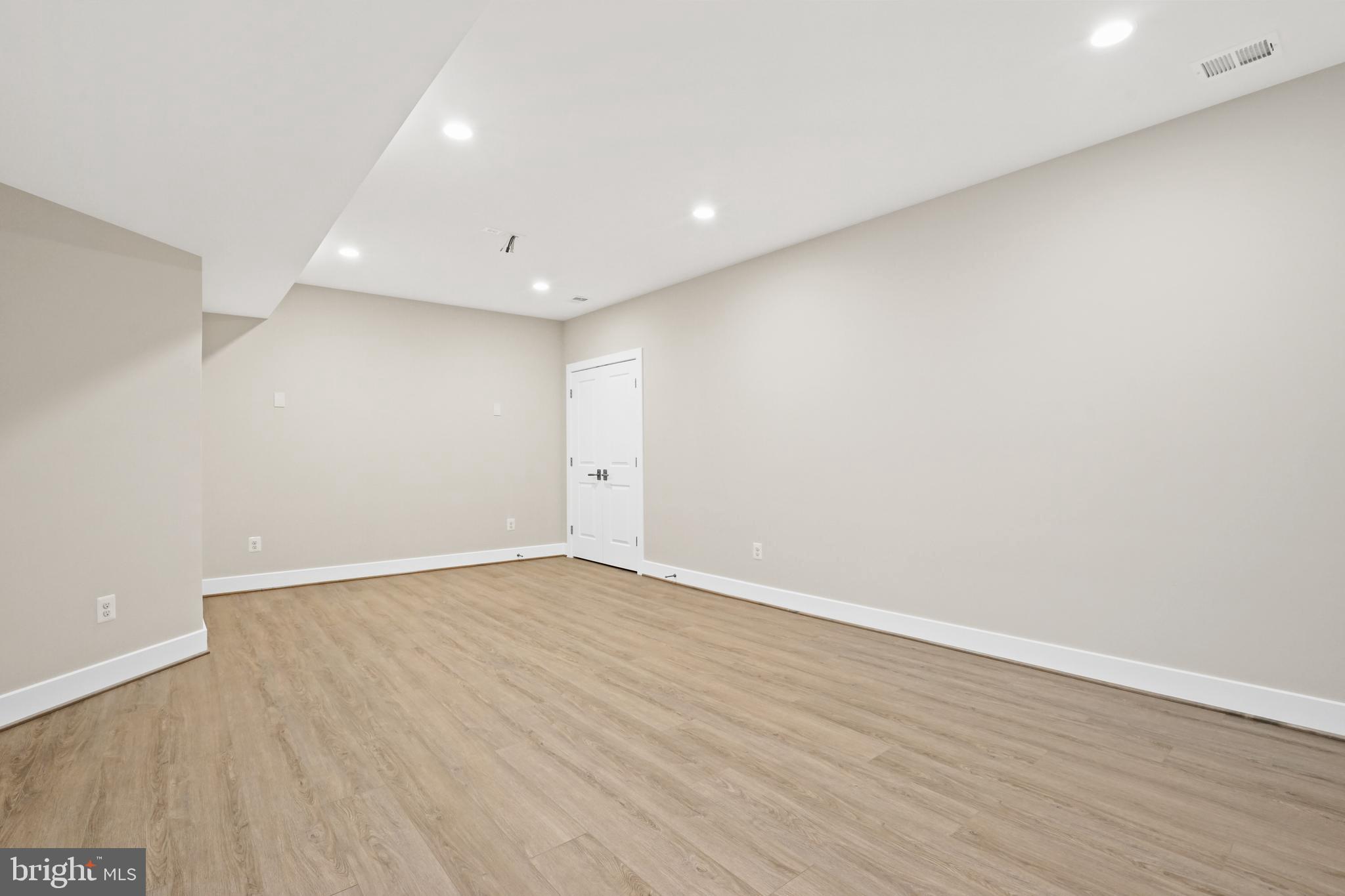 1337 Beulah Road Vienna, VA 22182 - Photo 39 of 42