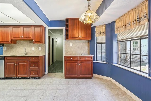 $329,900 | 7 Yosemite Street, Kenner, LA 70065