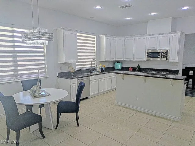 $810,000 | 6975 Docile Daybreak Court, Las Vegas, NV 89156