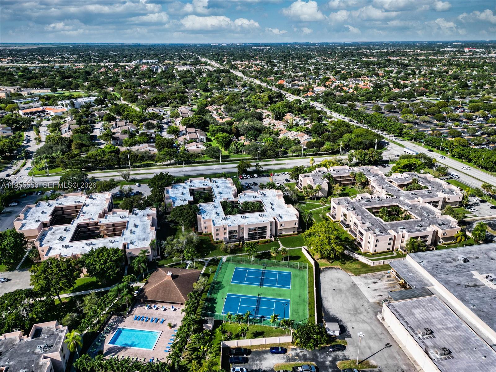 10425 Southwest 112th Avenue, Unit 103 Miami, FL 33176 - Photo 29 of 36