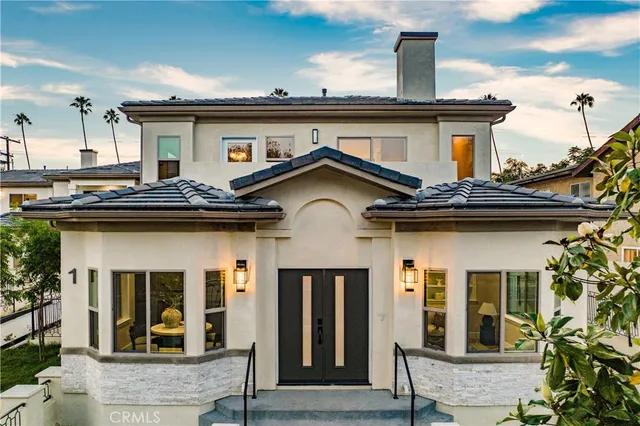 a view of a white house