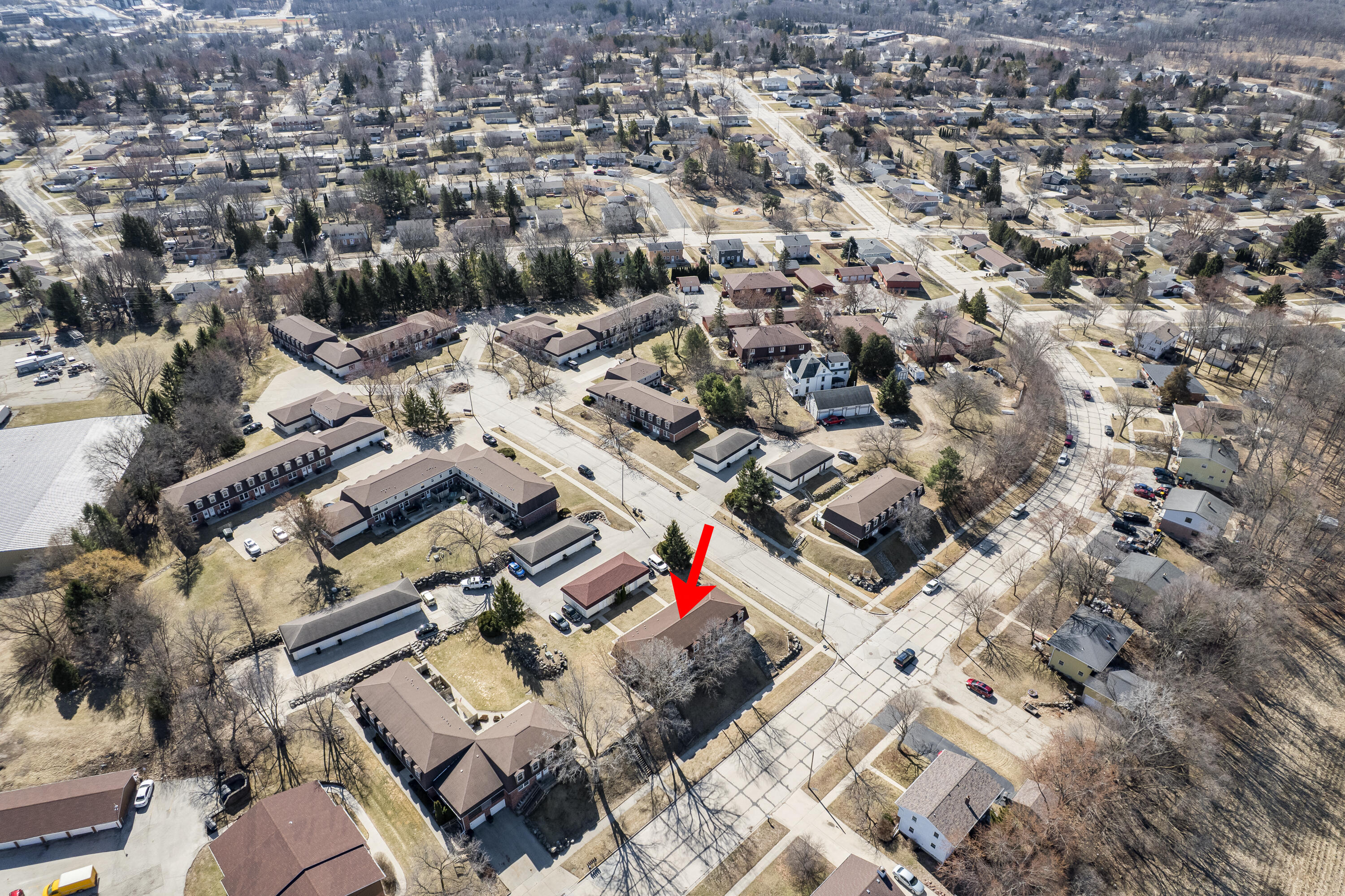 2017 Green Tree Road West Bend, WI 53090 - Photo 15 of 56 15