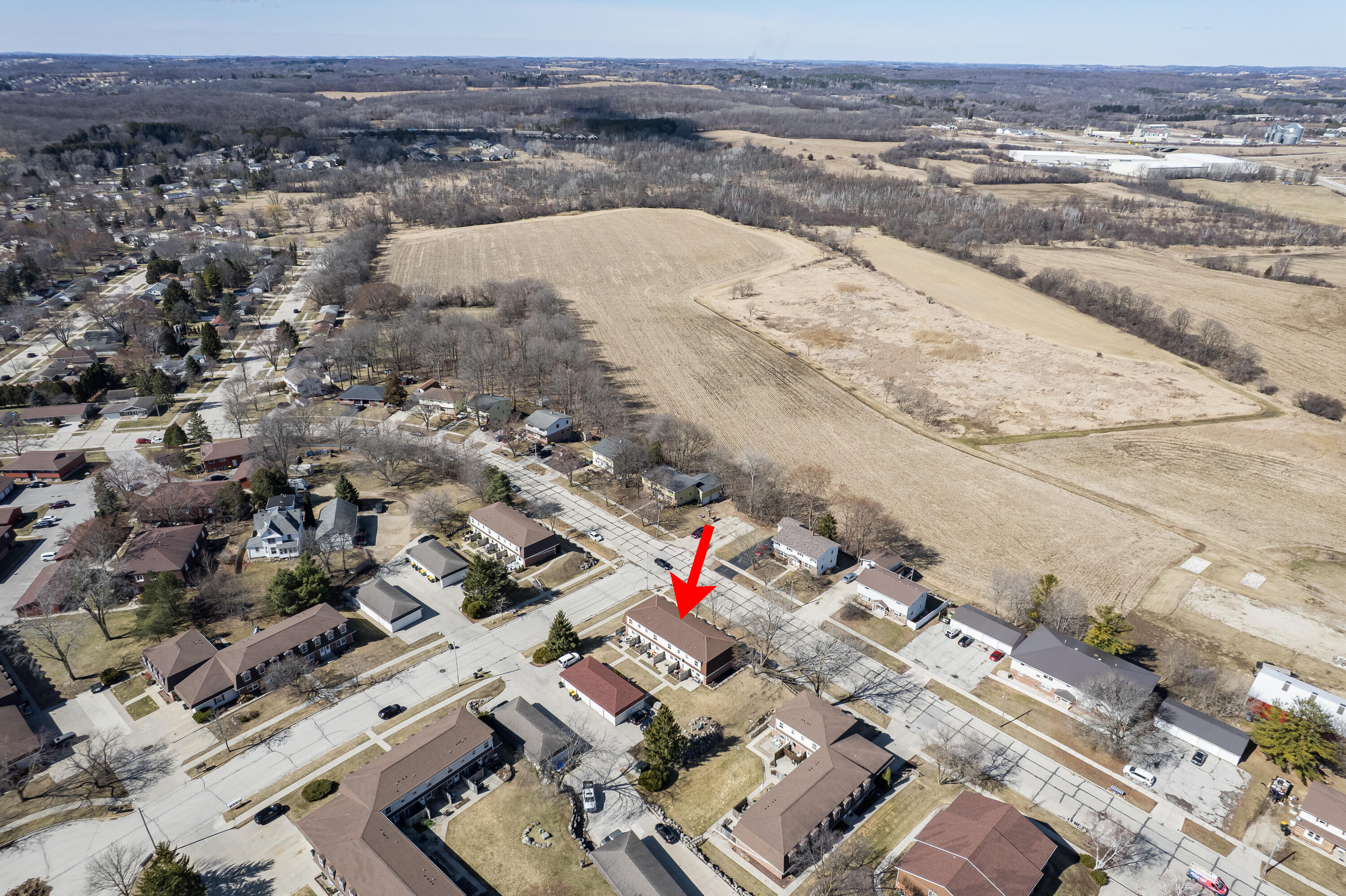 2017 Green Tree Road West Bend, WI 53090 - Photo 16 of 56 16