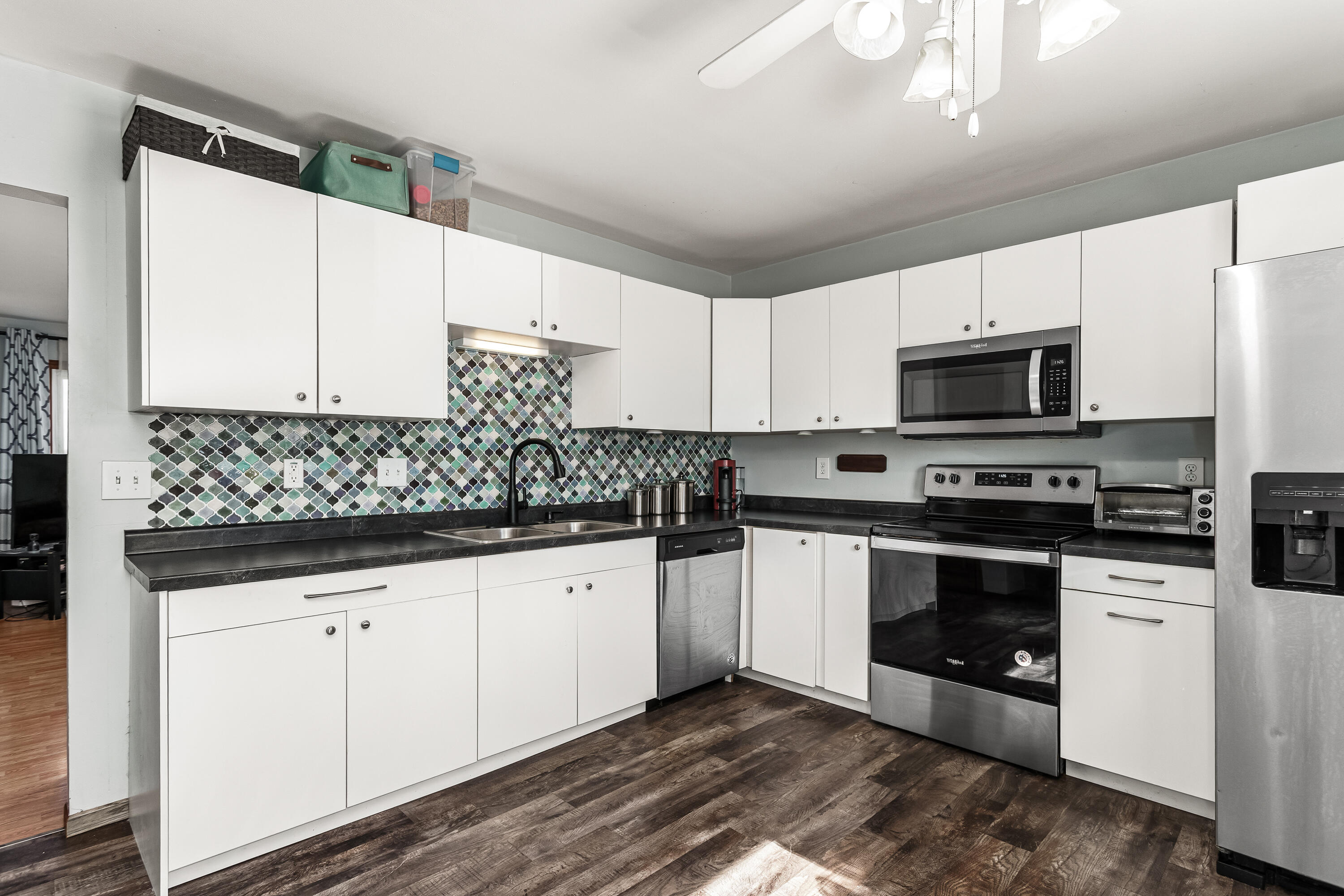 2017 Green Tree Road West Bend, WI 53090 - Photo 23 of 56 23