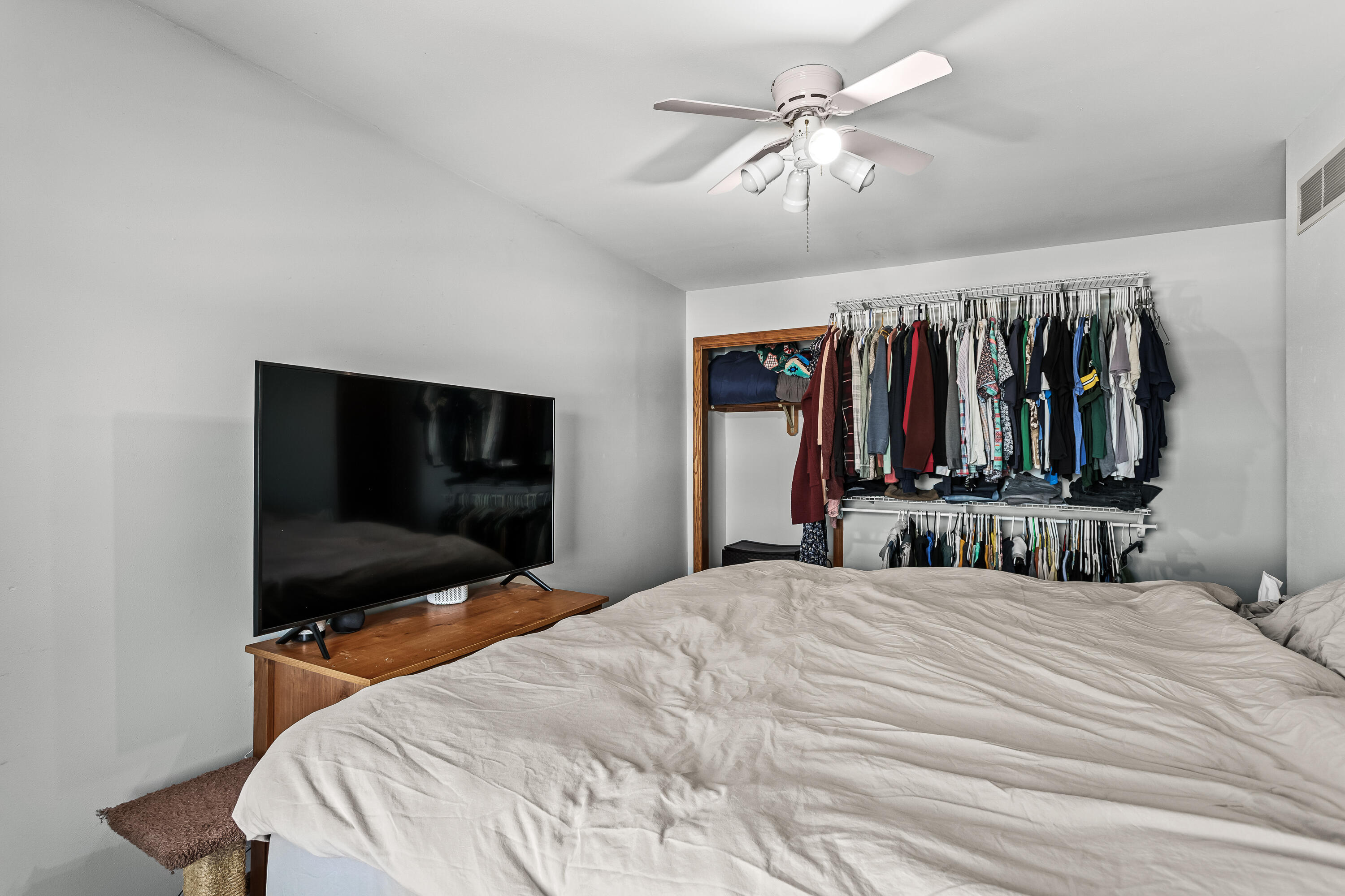 2017 Green Tree Road West Bend, WI 53090 - Photo 31 of 56 31