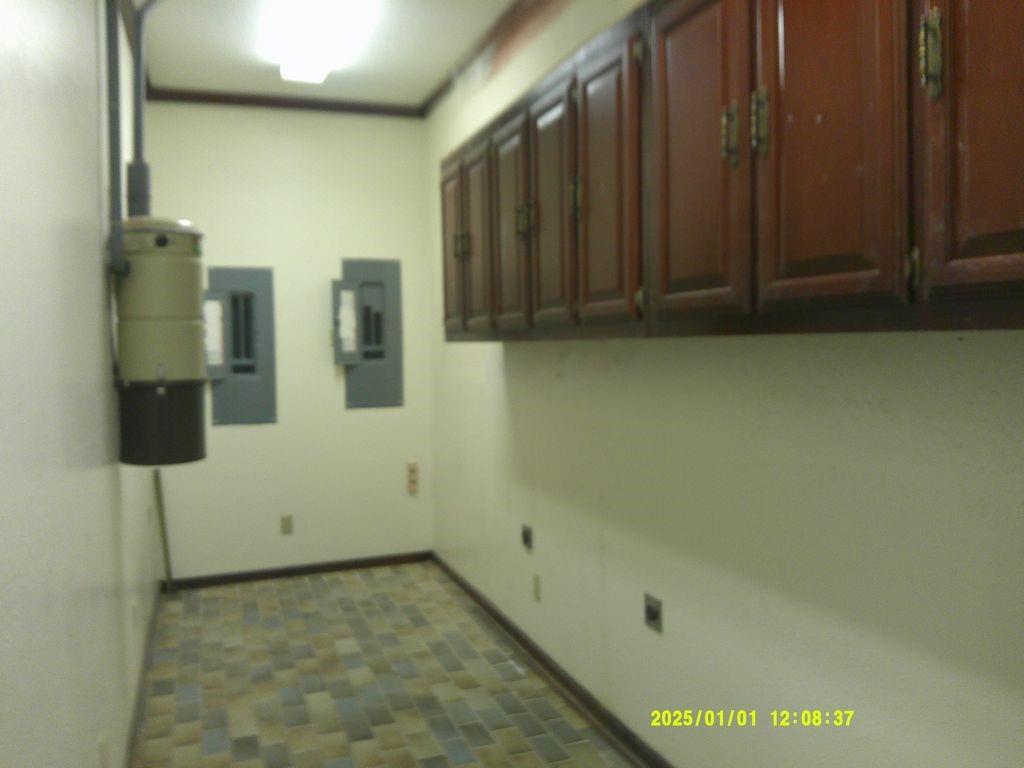 3726 County Road 4284 Simms, TX 75574 - Photo 12 of 26 a view of a bathroom