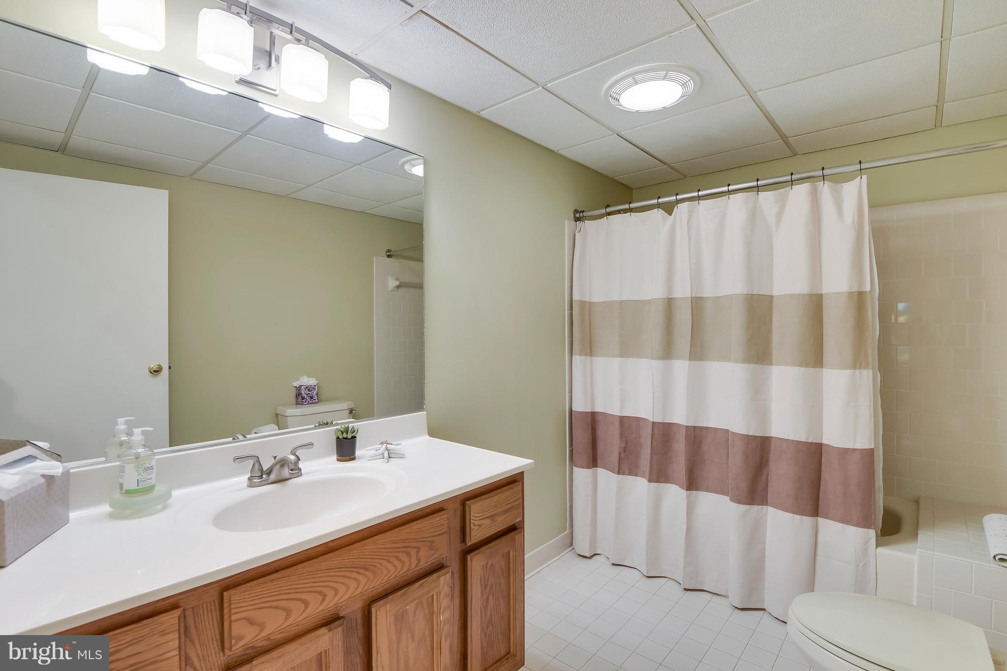 1800 Hidden Point Road Annapolis, MD 21409 - Photo 23 of 30 Full Bath - Lower Level (Full Bath #4)