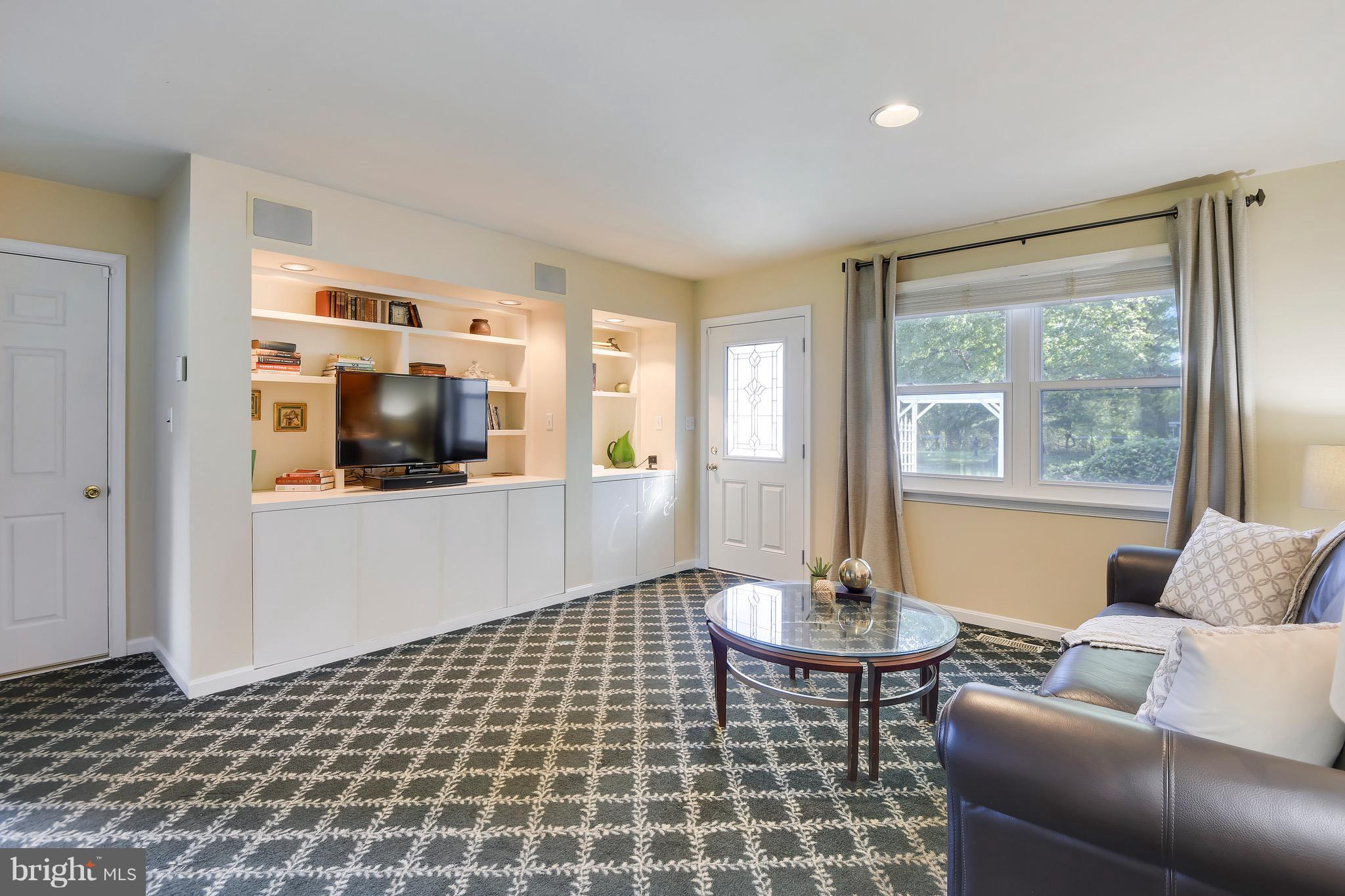 1800 Hidden Point Road Annapolis, MD 21409 - Photo 9 of 30 Family Room with separate entrance