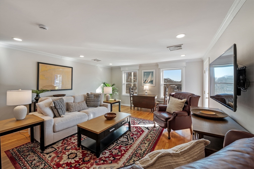 212 Humphrey Street, Unit 205 Marblehead, MA 01945 - Photo 6 of 34