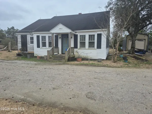 $169,900 | 380 Highway 70 Otway, Beaufort, NC 28516