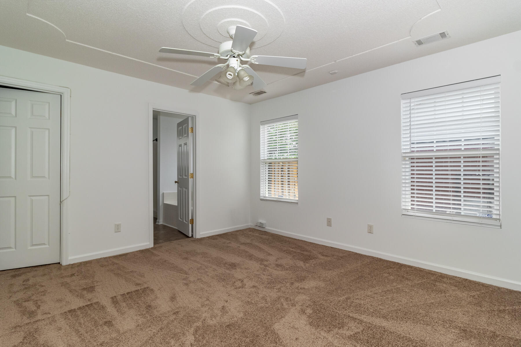 4406 Silverton Road Augusta, GA 30909 - Photo 3 of 16 4406 SILVERTON RD MINI ©--5