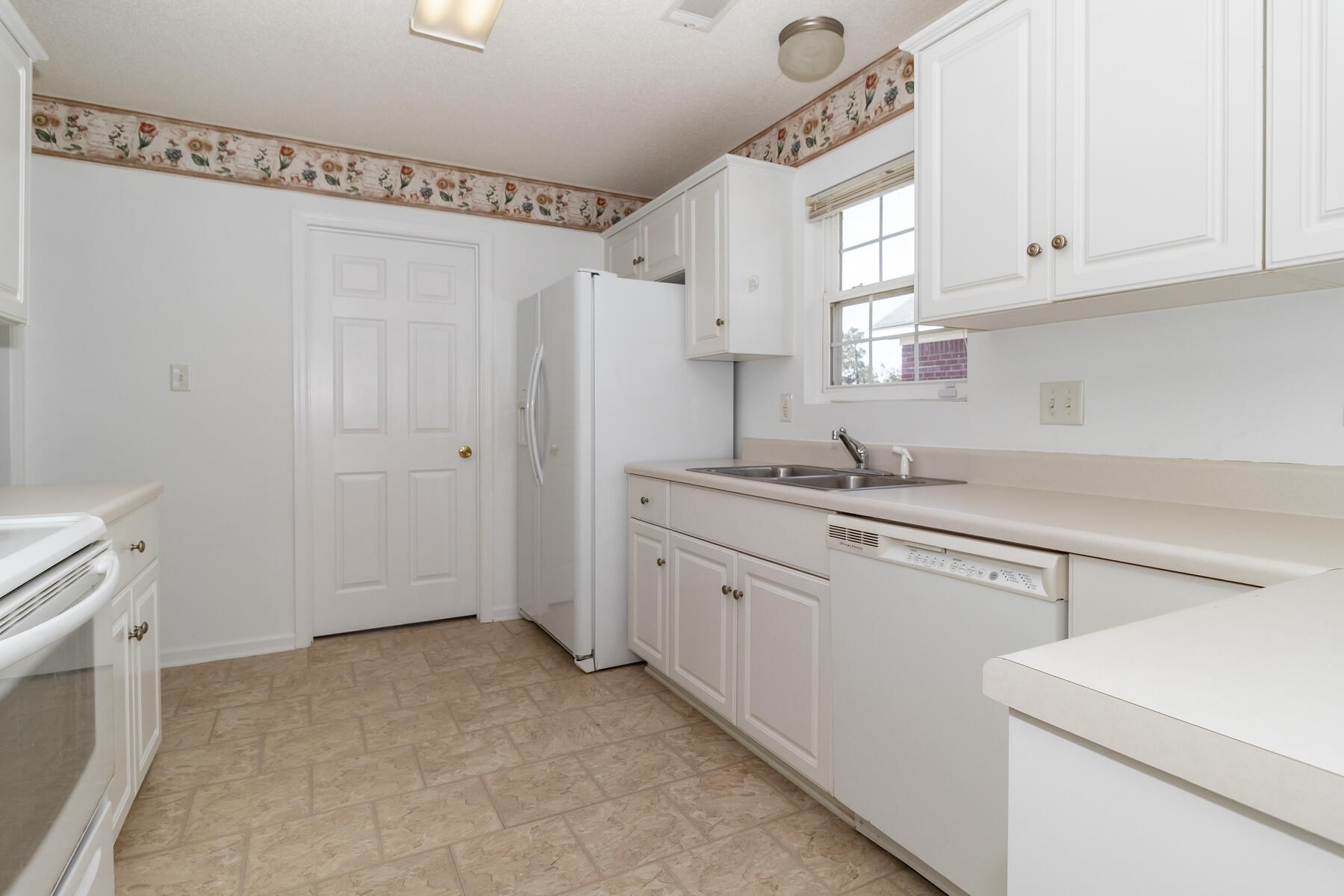 4406 Silverton Road Augusta, GA 30909 - Photo 7 of 16 4406 SILVERTON RD MINI ©-3538