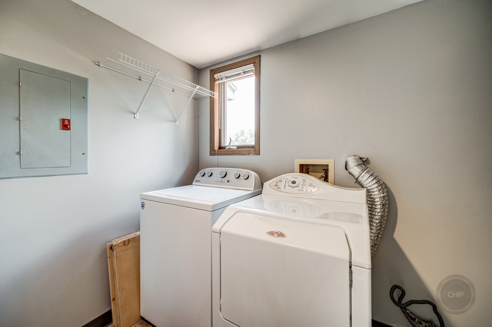 985 West Court, Unit D Naperville, IL 60563 - Photo 26 of 29 a utility room with dryer and washer