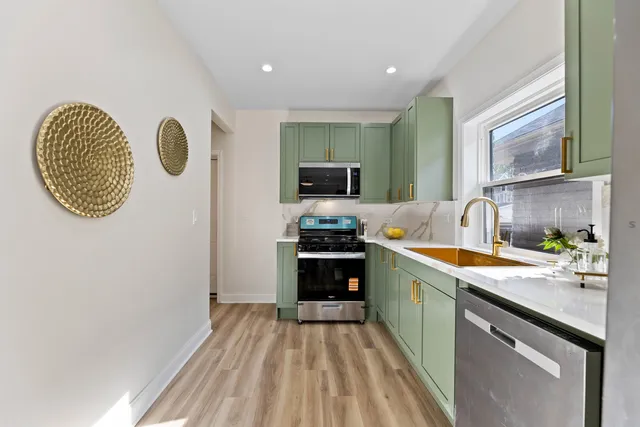 $395,000 | 115 South 20th Avenue, Maywood, IL 60153