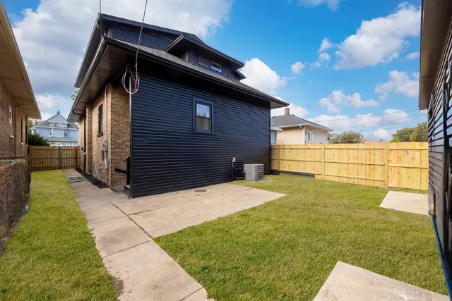 $395,000 | 115 South 20th Avenue, Maywood, IL 60153