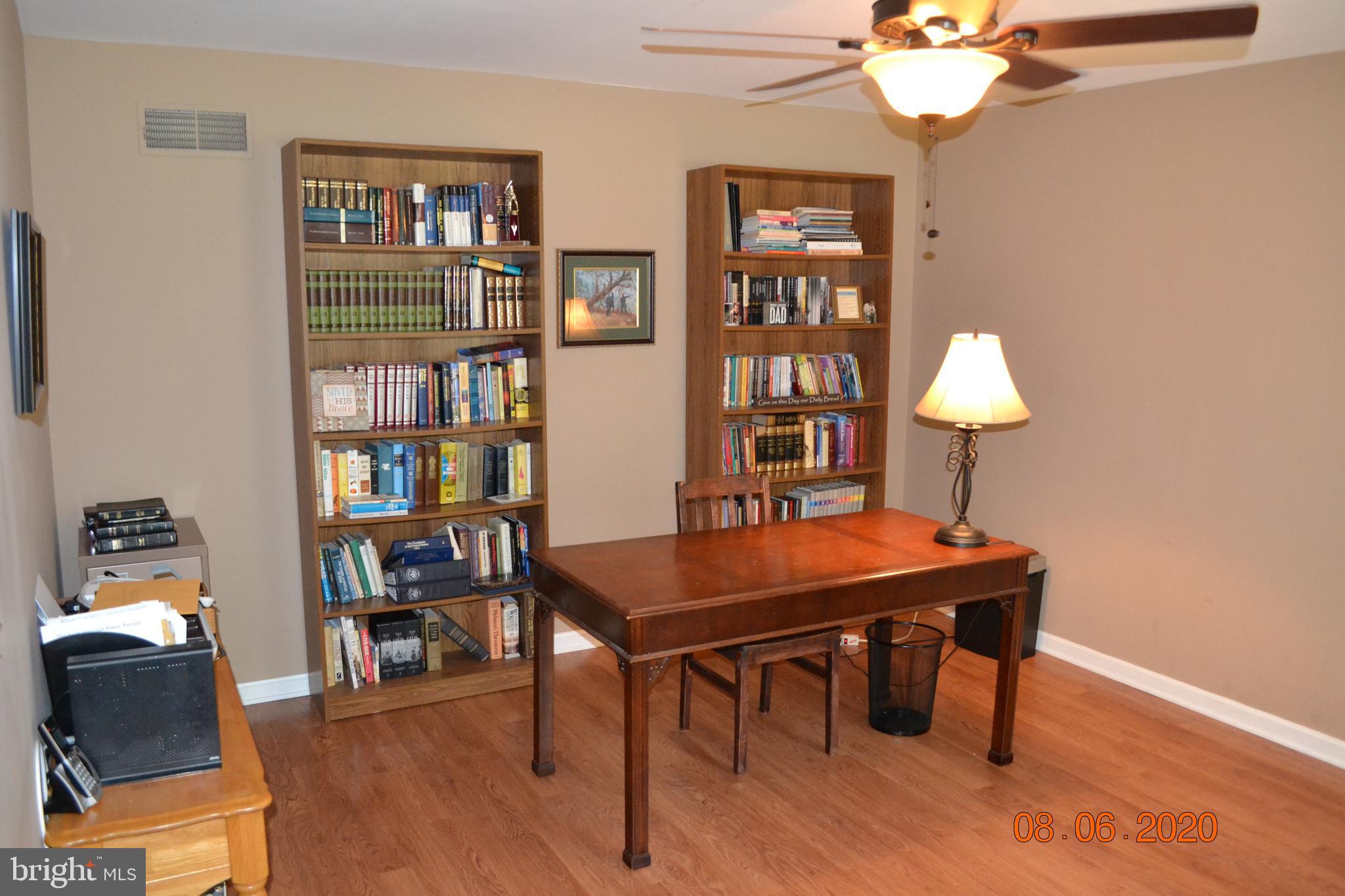 508 Ridge Road Finksburg, MD 21048 - Photo 8 of 66 Living Room
