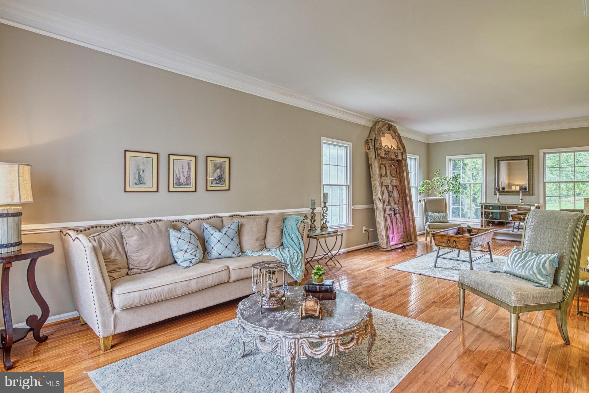 1321 Gatesmeadow Way Reston, VA 20194 - Photo 12 of 62 Customized Extended Living Room