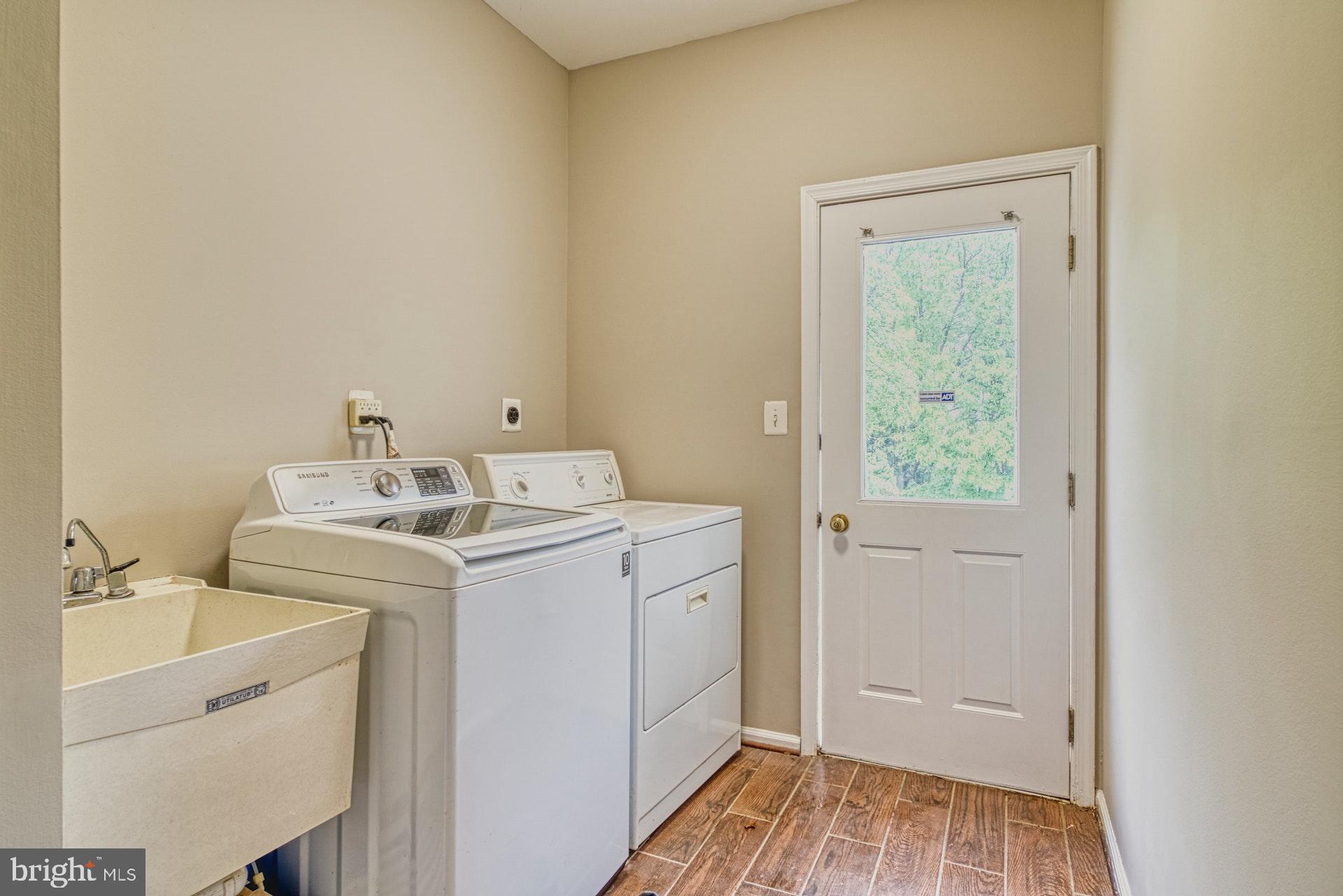1321 Gatesmeadow Way Reston, VA 20194 - Photo 16 of 62 Laundry Room with door to outside