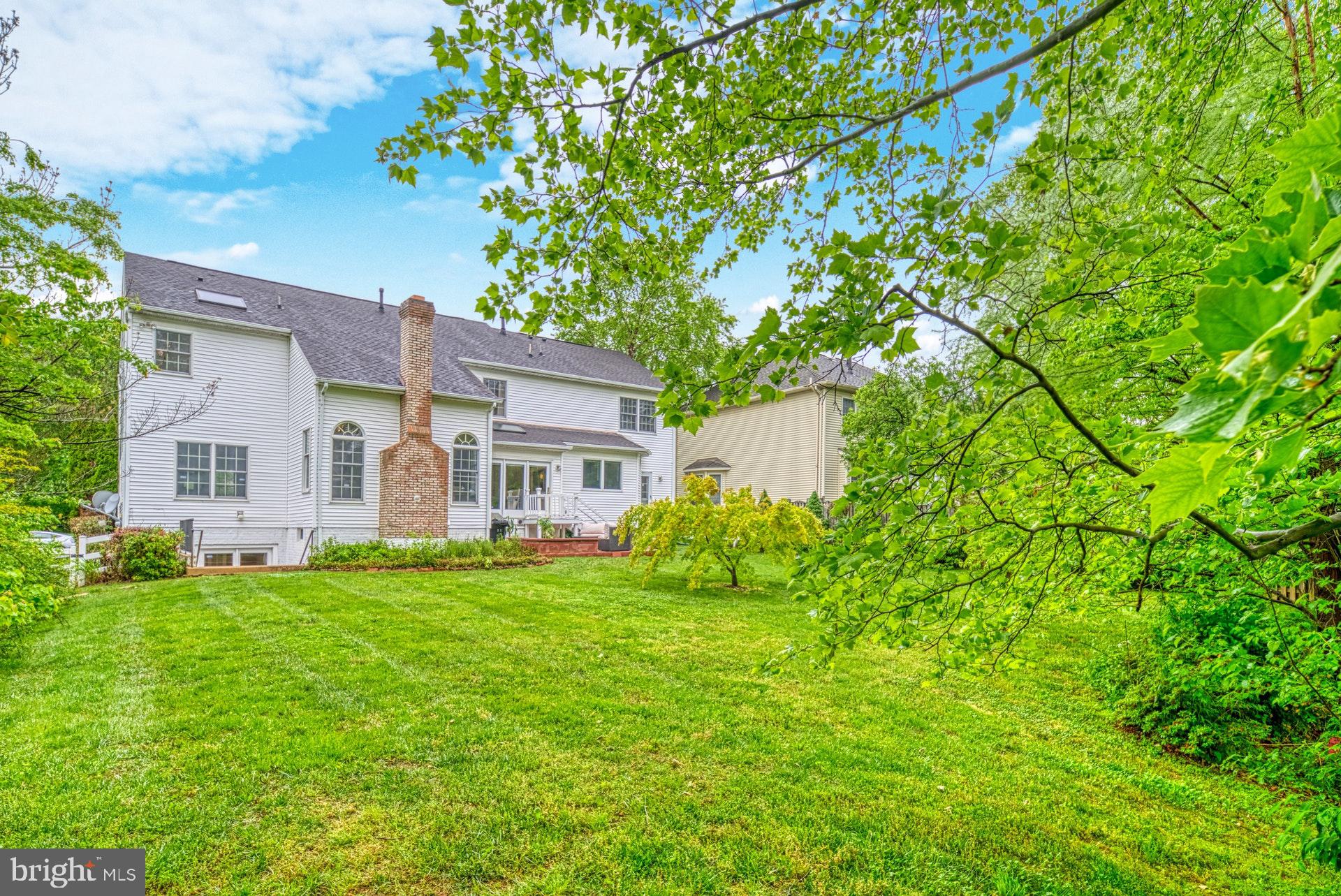 1321 Gatesmeadow Way Reston, VA 20194 - Photo 42 of 62 Rear View of House