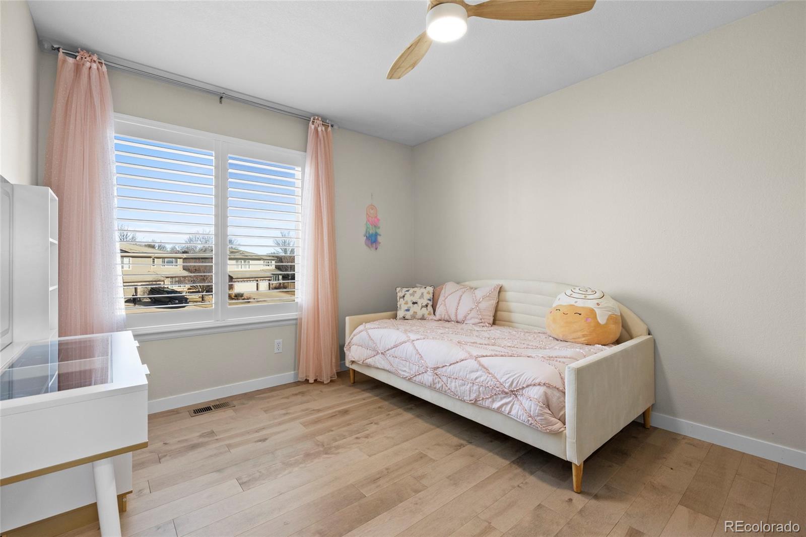 9169 Fox Fire Way Highlands Ranch, CO 80129 - Photo 23 of 37